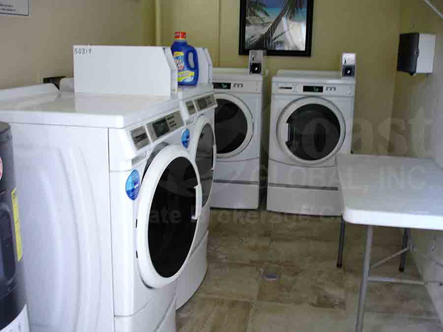 BEAUMER Washer and Dryers